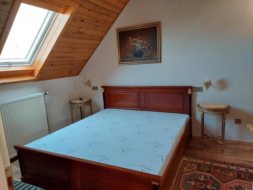 Gombos Apartman Lejlighed Hajdúszoboszló Eksteriør billede
